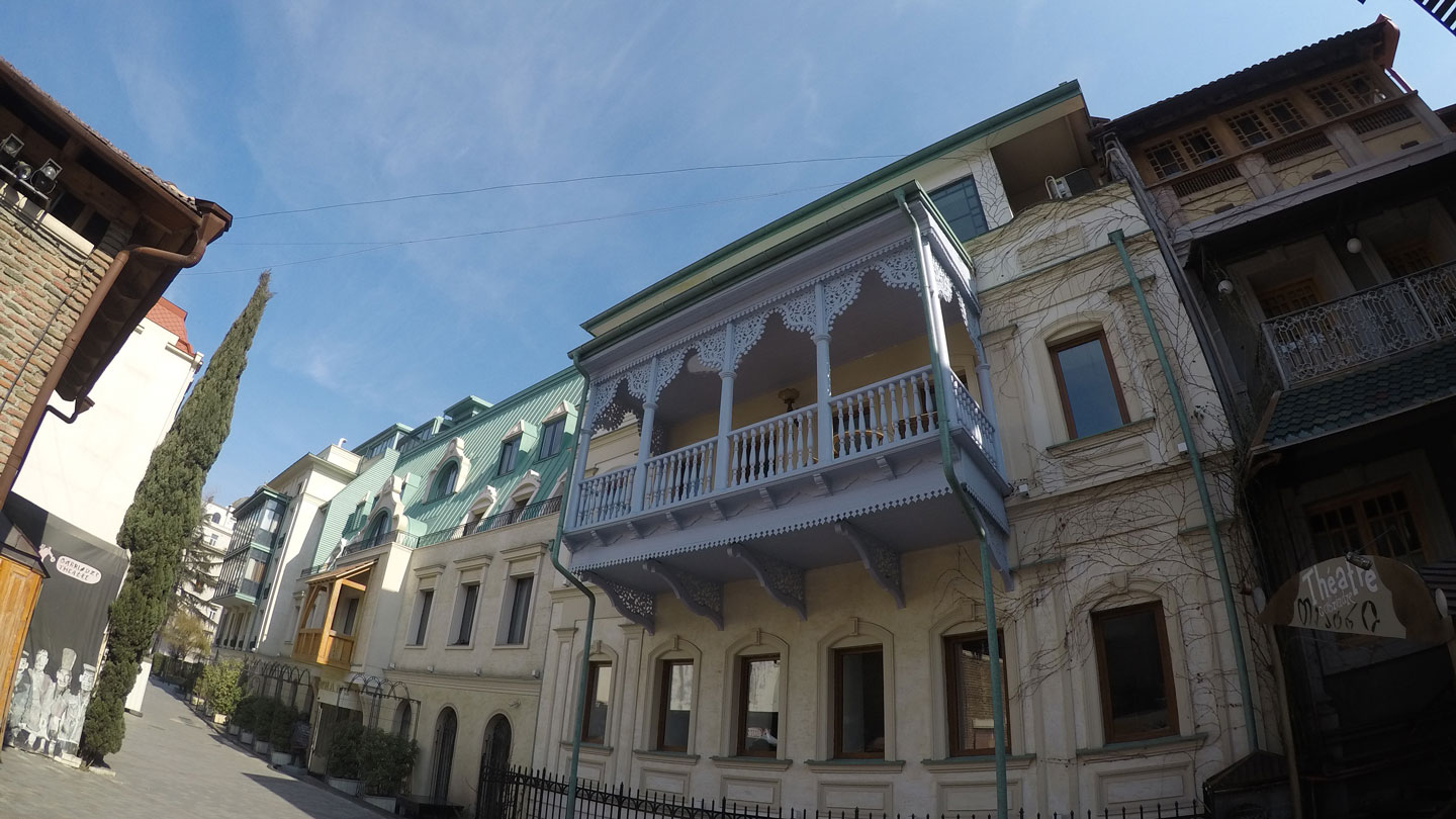 Балкон старый город Тбилиси